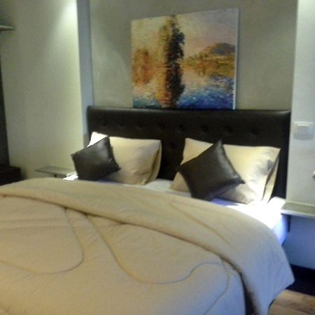 Thongtha Residence - Suvarnabhumi Airport Банкок Екстериор снимка