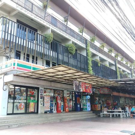 Thongtha Residence - Suvarnabhumi Airport Банкок Екстериор снимка