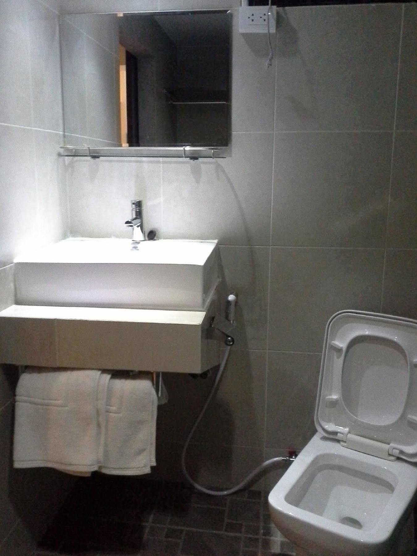 Thongtha Residence - Suvarnabhumi Airport Банкок Екстериор снимка