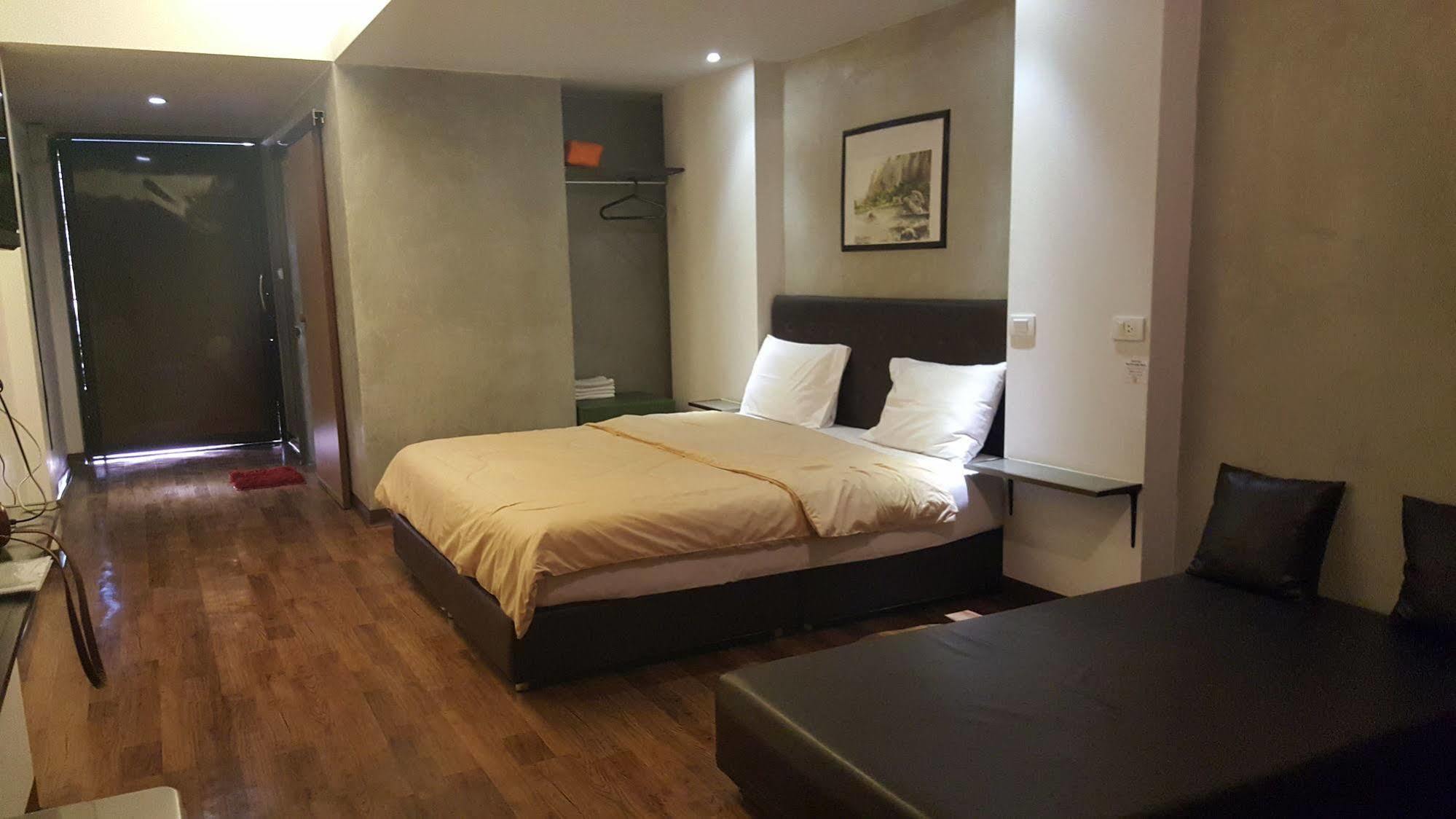 Thongtha Residence - Suvarnabhumi Airport Банкок Екстериор снимка