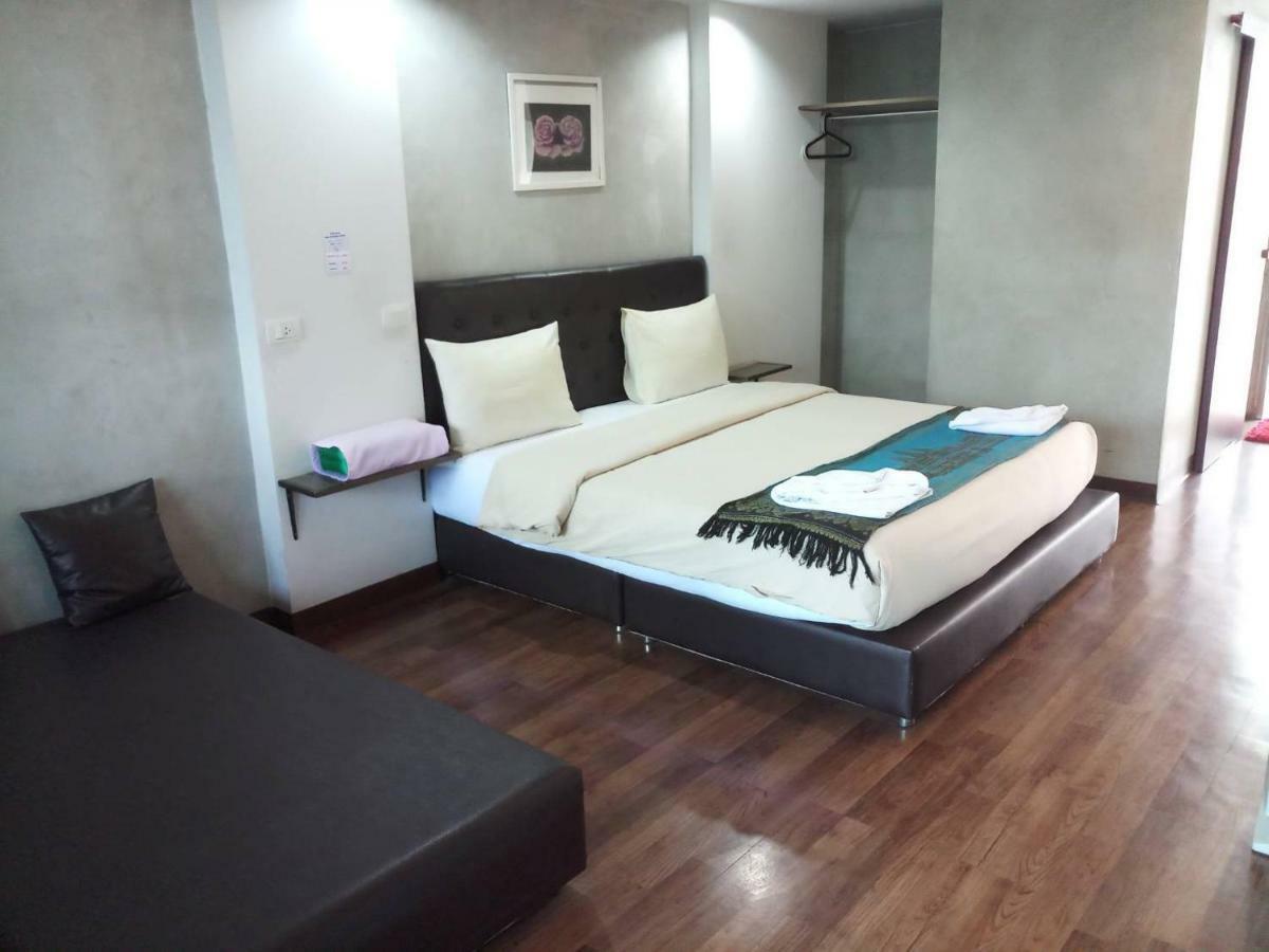 Thongtha Residence - Suvarnabhumi Airport Банкок Екстериор снимка