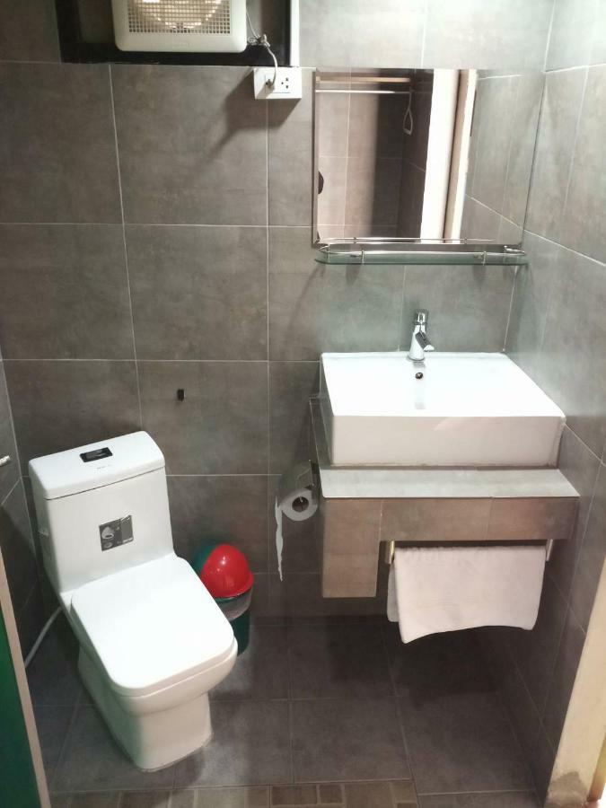 Thongtha Residence - Suvarnabhumi Airport Банкок Екстериор снимка